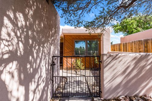 2312 Calle Luminoso, Santa Fe, NM, 87505 | Card Image