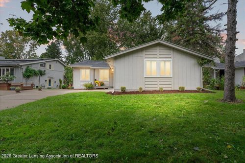 1226 Chartwell Carriage Way S, East Lansing, MI, 48823-2458 | Card Image