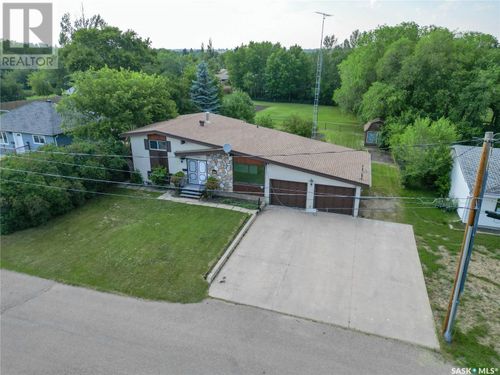 1220 6th St E, Prince Albert, SK, S6V0P7 | Card Image