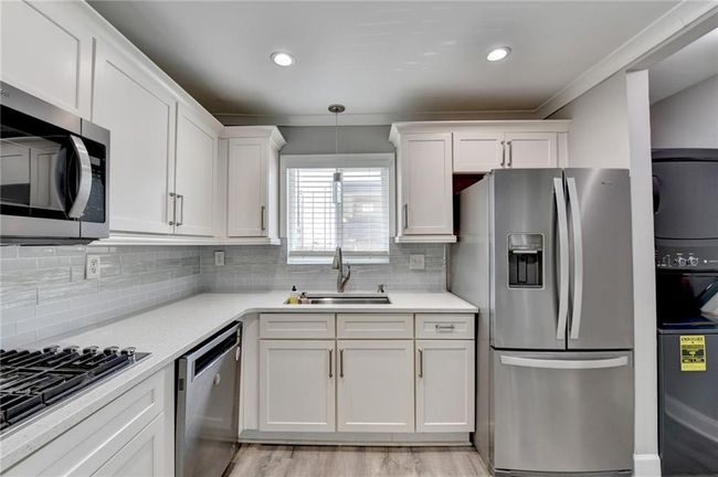 APT-29 - 346 Carpenter Dr, Condo with 2 bedrooms, 2 bathrooms and 1 parking in Sandy Springs GA | Image 14