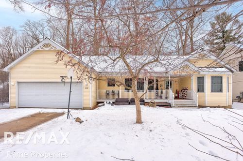 11549 Maple Rd, Birch Run, MI, 48415-8476 | Card Image