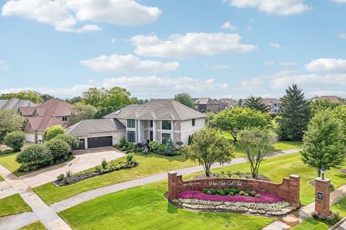 3303 White Eagle Dr, Naperville, IL, 60564-4605 | Card Image