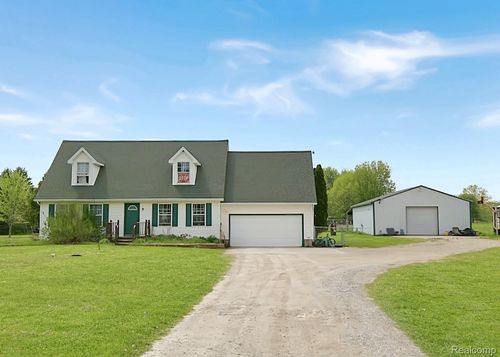 6533 Kilburn Rd, Grant Twp, MI, 48032-3028 | Card Image