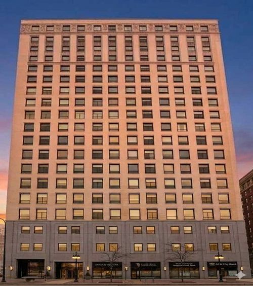 1009-910 Michigan Ave, Chicago, IL, 60605-2280 | Card Image