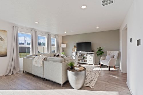 1711 E A St, Deer Park, WA, 99006 | Card Image