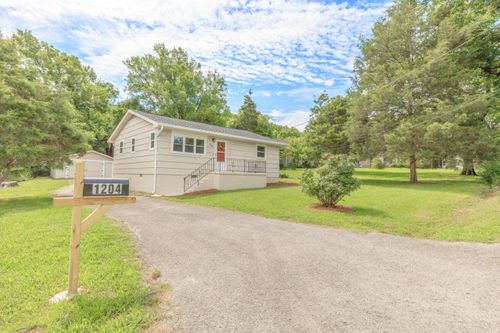 1204 Wooden Ave, Rossville, GA, 30741-2323 | Card Image