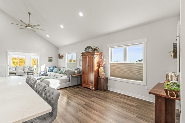 1 - 6558 Vista Vly, Condo with 3 bedrooms, 3 bathrooms and null parking in WINDSOR WI | Image 15