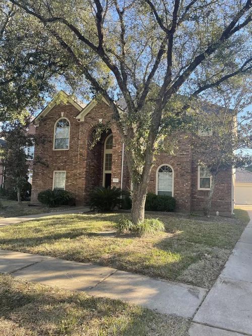2215 Alberton Ln, Pearland, TX, 77584-9802 | Card Image