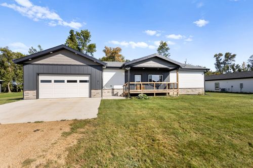 108 Kennebeck Ave, white, SD, 57276 | Card Image