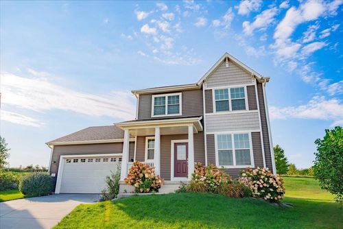 13 Rustling Birch Ct, Verona, WI, 53593-5115 | Card Image