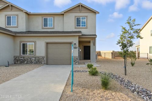 3067 Gladstone St, Las Cruces, NM, 88012-0887 | Card Image