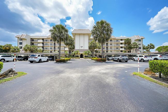 1203 - 9165 Sw 14th Street, Condo with 2 bedrooms, 2 bathrooms and null parking in Boca Raton FL | Image 2