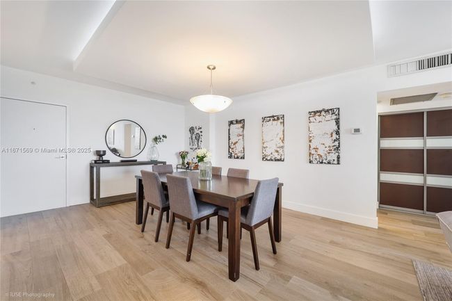 APT-1015 - 90 Edgewater Dr, Condo with 2 bedrooms, 2 bathrooms and null parking in Coral Gables FL | Image 5