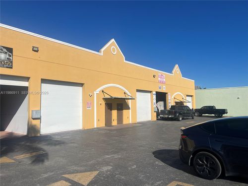 2-238 Nw 9th Ave, HOMESTEAD, FL, 33030-5754 | Card Image