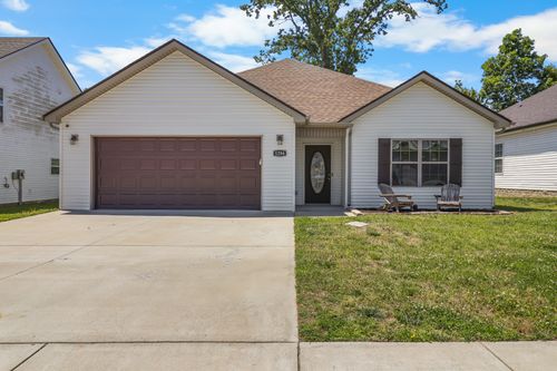 1286 Magnum Dr, Clarksville, TN, 37040 | Card Image