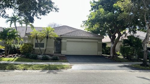 0-4101 Pine Ridge Ln, Weston, FL, 33331-5033 | Card Image