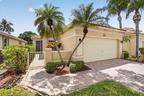 15562 Fiorenza Cir, Delray Beach, FL, 33446-3296 | Card Image