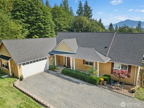2 201st Ave Ne, Snohomish, WA, 98290-4448 | Card Image