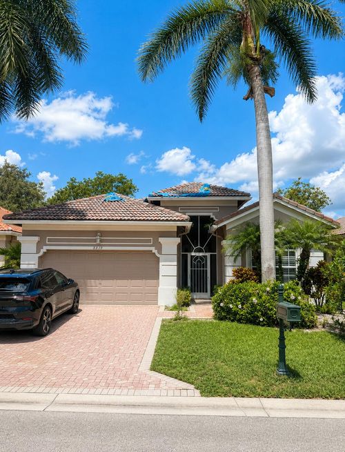 8819 Downing St, Boynton Beach, FL, 33472-2996 | Card Image