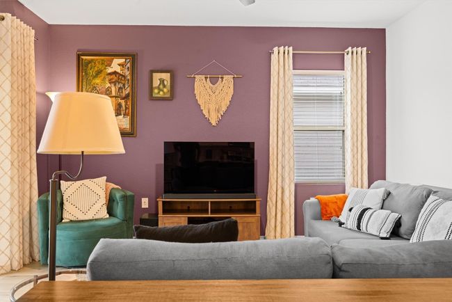 6404 Routenburn St, House other with 4 bedrooms, 2 bathrooms and 4 parking in Austin TX | Image 11