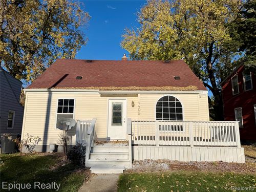 4405 Pengelly Rd, Flint, MI, 48507-5420 | Card Image