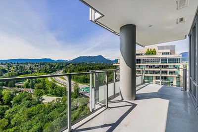 2701 - 1500 Fern St, Condo with 2 bedrooms, 2 bathrooms and 1 parking in North Vancouver BC | Image 3