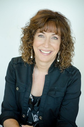 Elise Fay