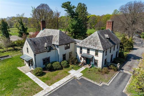 203 Store Hill Rd, Old Westbury, NY, 11568-1706 | Card Image