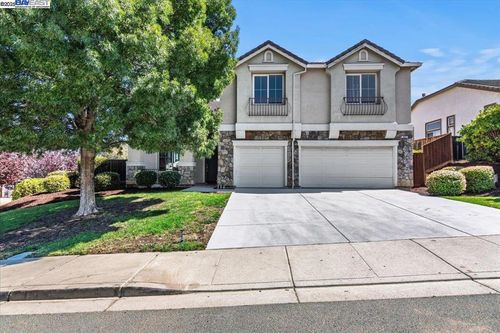 3537 Mallard Way, Antioch, CA, 94509-6468 | Card Image