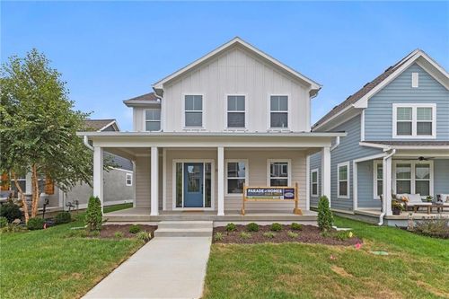 1025 Armie St, Lee's Summit, MO, 64002 | Card Image