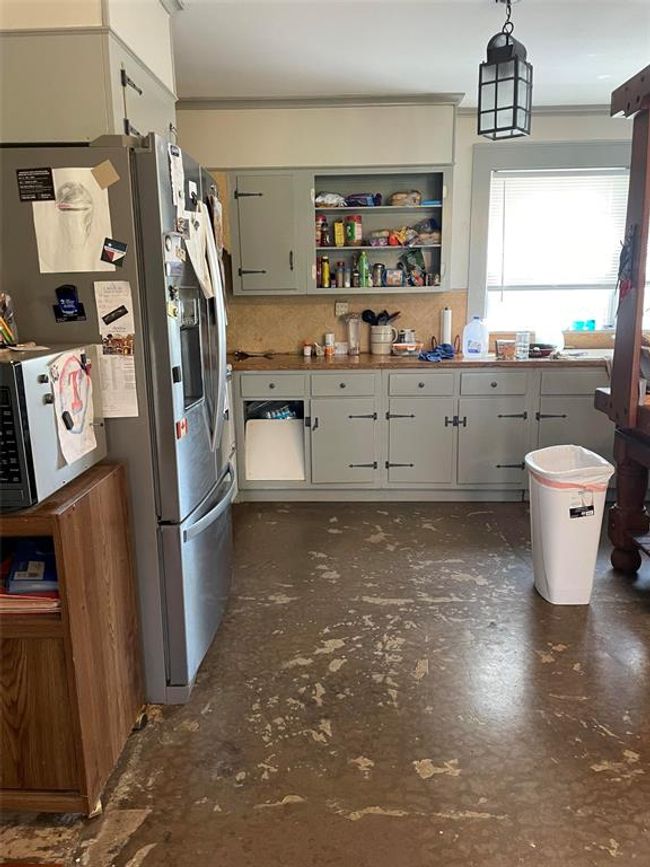 2002 Fm 369 S, House other with 4 bedrooms, 5 bathrooms and 2 parking in Iowa Park TX | Image 6