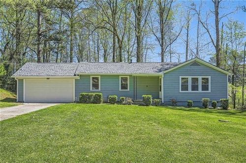 2534 Niskey Lake Rd Sw, Atlanta, GA, 30331-6608 | Card Image