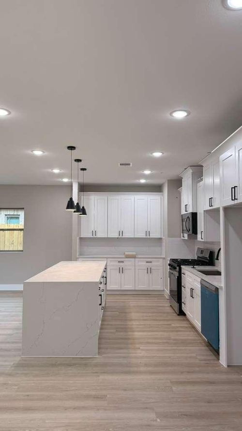 20007 Venetto St, Spring, TX, 77388 | Card Image