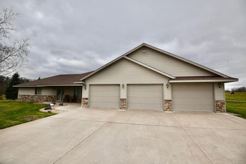 12221 85th Ave, Milaca, MN, 56353-4295 | Card Image