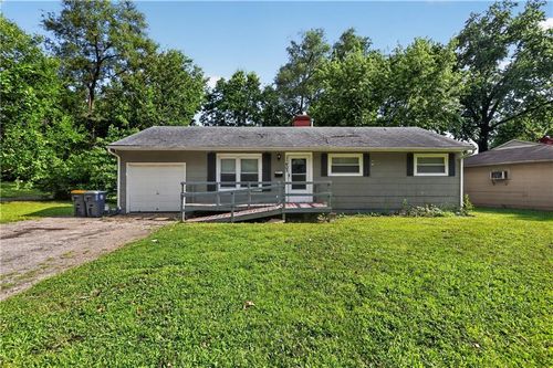 11403 Winchester Ave, Kansas City, MO, 64134-3366 | Card Image