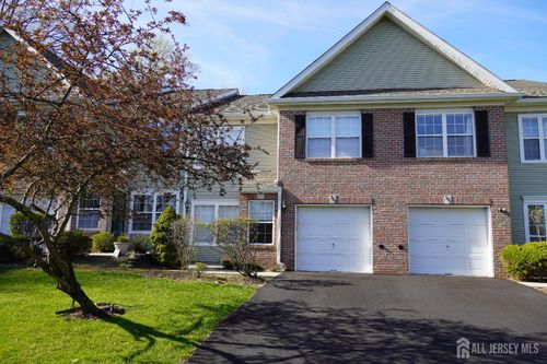 102 Wellington Park Dr, Princeton, NJ, 08540-9492 | Card Image