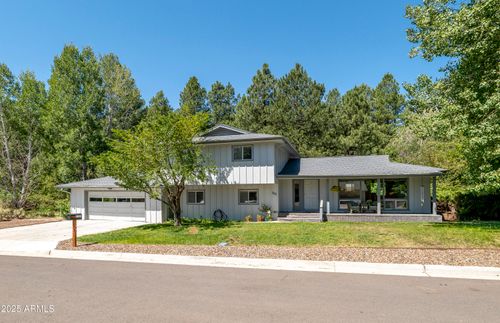 2121 N Crescent Dr, Flagstaff, AZ, 86001-1117 | Card Image