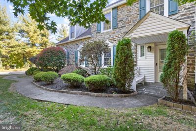 2904 Franklin Way, House other with 4 bedrooms, 2 bathrooms and null parking in SECANE PA | Image 2