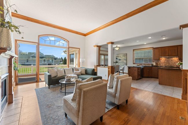 9946 Wellington Ln, Townhouse with 4 bedrooms, 3 bathrooms and null parking in Woodbury MN | Image 12