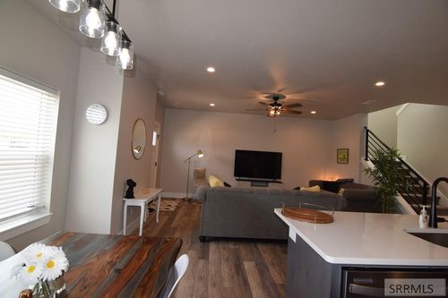 2929 Sunburst Drive, Ammon, ID, 83406 | Card Image