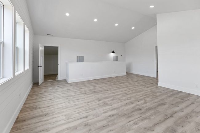 1807 Three Island Rd, Home with 3 bedrooms, 3 bathrooms and 5 parking in Walling TN | Image 13