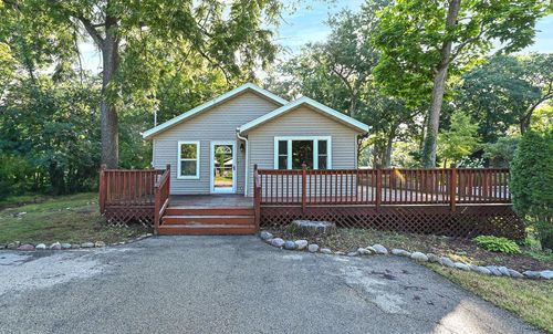5 Menominee Road, Williams Bay, WI, 53191 | Card Image