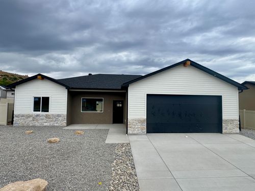 257 Sasha St, Grand Junction, CO, 81503-9408 | Card Image