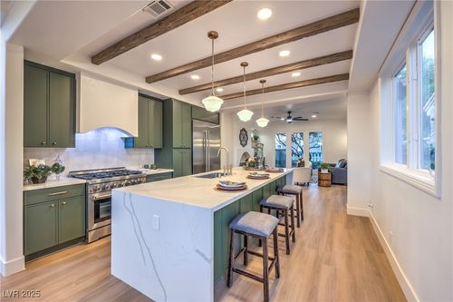 8200 Horseshoe Bend Ln, Las Vegas, NV, 89113-0127 | Card Image