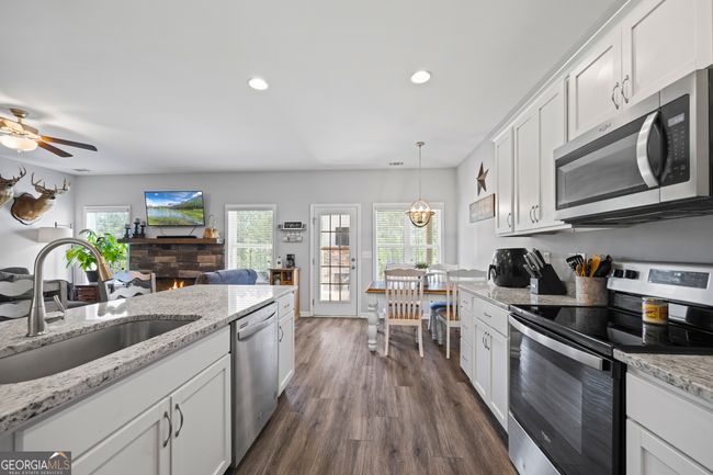 360 May Ln, House other with 4 bedrooms, 4 bathrooms and 2 parking in Carnesville GA | Image 22