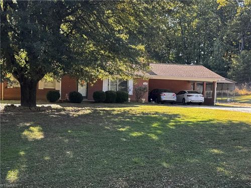 1359 Hanging Rock Park Rd, Danbury, NC, 27016-7404 | Card Image