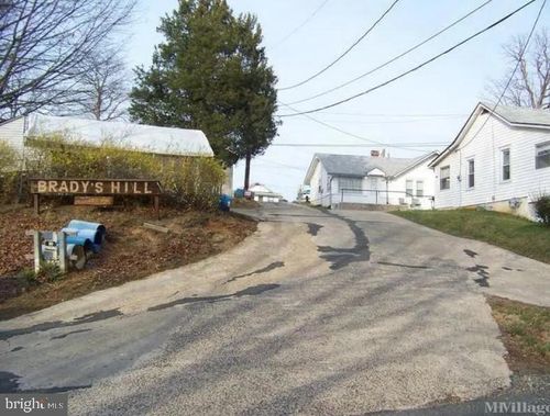 4016-4038 Brady'S Hill Road, Triangle, VA, 22172 | Card Image