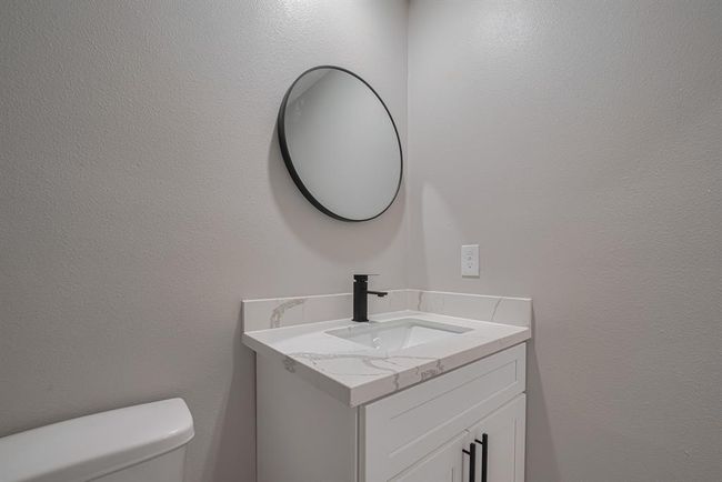 837 22 Nd St, House other with 2 bedrooms, 2 bathrooms and null parking in San Leon TX | Image 25