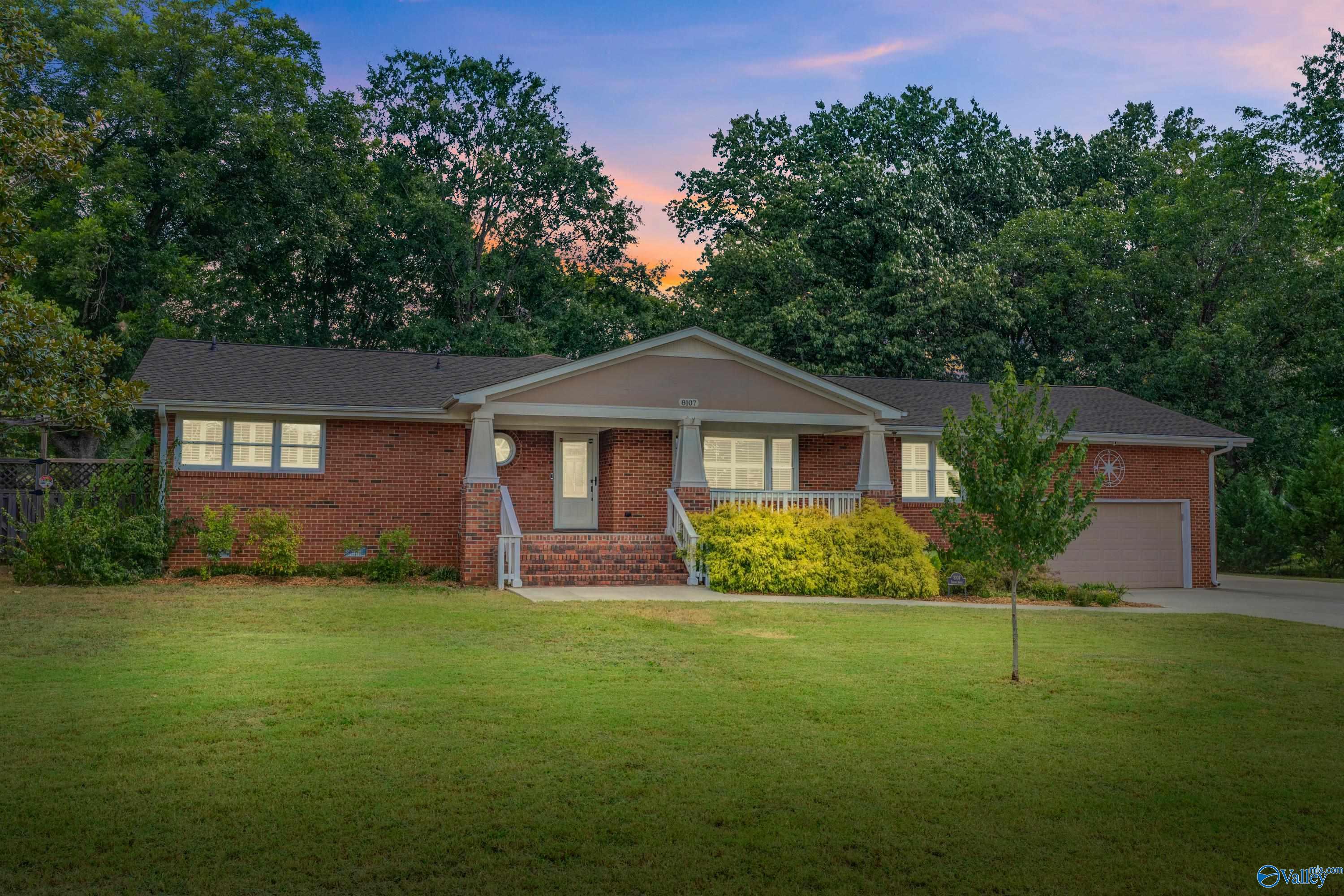 Strong Dr, Huntsville, AL 35802