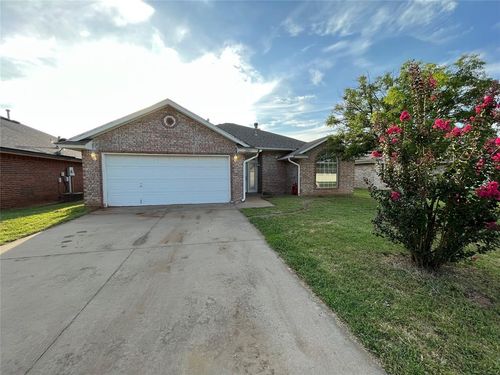 2045 Rising Hill Drive, Norman, OK, 73071 | Card Image